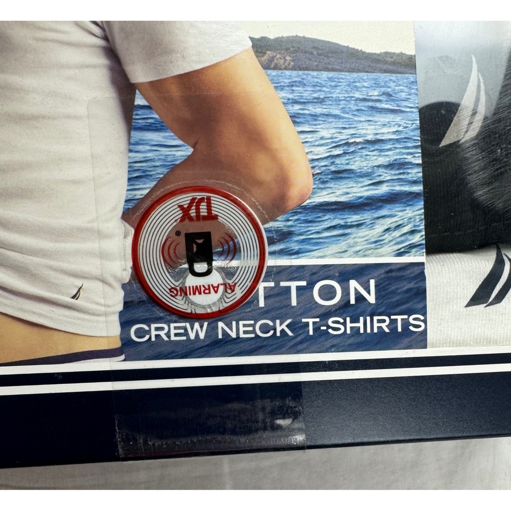 Nautica Mens 4 Pack Cotton Crew Neck T-Shirts Black White Classic Fit Medium M - Picture 3 of 10